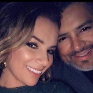 Meet your Posher, Dena